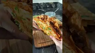 @Theycallsana &mdash;&mdash; Chilli beef garlic butter folded wrap l #food #shorts