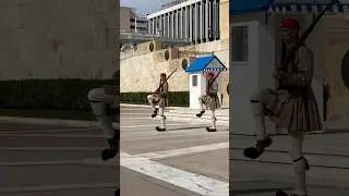 Exploring Athens: Guards, Cats, and Ruins!