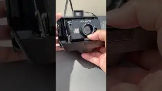 POLAROID EE100 FOLDING INSTANT CAMERA from 1977