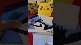 Unboxiing Air jordan 1 UNC Toe #sneakers #AJ1 #blue  #fyp #nike #asmr #unboxing #drip