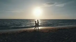 Relax.Relaxing sunset over water. Расслабляющий закат над водой.