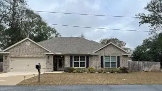 320 Hillcrest Ave, Valparaiso, FL - 4/2 with pool and boat parking