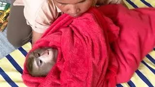 Little Boy Jason Adored To Wrap In Soft Blanket Entertain With Mom Joke Deed