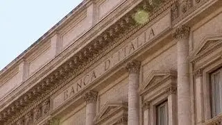 Political uncertainty hits Italian bonds - economy