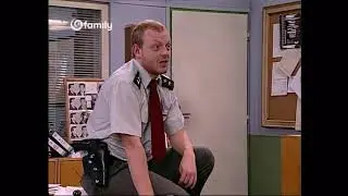 Bežná prenasleduje Húrku (PROFESIONÁLI)