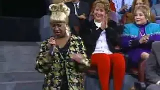 Celia Cruz - Que le den candela | Sábado Gigante
