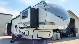 2023 Sprinter LTD 3670FLS
