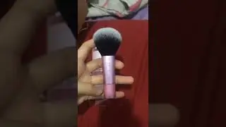 UNBOXING Real Techniques Mini Multitask Brush!