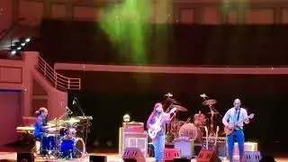 Cedric Burnside 