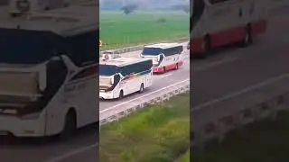 DETIK&sup2; BUS SINAR JAYA BALAPAN DENGAN HARAPAN JAYA‼️#shorts#busmania#huntingbus#sinarjaya#harapanjaya