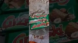 Grzeski#milk chocolate#wafer#cream#asmr#trendingshort#youtube#viralshorts