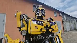 Transformer BUMBLEBEE  costume step walk sound/ Костюм трансформера Бамблбі зі звуком кроків робота