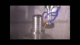 Vertical grinding machine CVG  4T研磨示範2