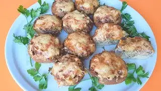 Stuffed Mushrooms with Minced Meat and Cheese