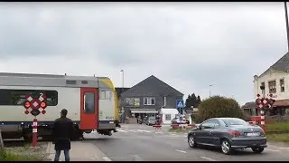 Spoorwegovergang Lommel/ Passage a Niveau/ Railroad-/ Level Crossing/ Bahnübergang
