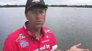 Vexilar - Bass in the Grass with Jim Moynagh