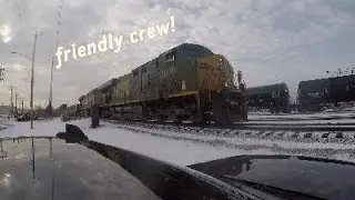 friendly crew on a csx intermodel with nice horn