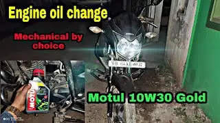 Engine oil change of honda| how to change engine oil of bike?|| honda twister engine oil