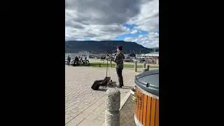 Kelowna #britishcolumbia #streetmusic #tourism #chill #nature #music