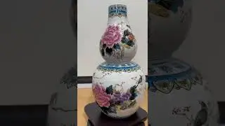 Vibrant Hand Painted Porcelain Double Gourd famille rose Vase - Birds & Floral