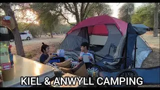 Kiel and Anwyll BFF camping @ Al Qudra