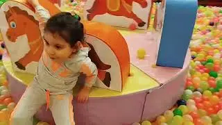 Top havuzuu🥳@aybüke1204 #aboneol #toys #eğlence #park #parkour #robot #funny #baby #cute #cutebaby #