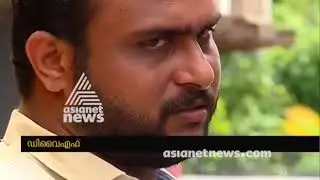 DYFI leader Joyce Mathai reacting against police