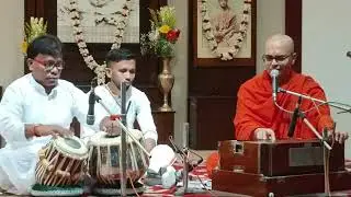 De go maa dekha de by Sw. Samapriyananda
