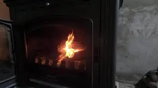 сколько горят дрова в печи Plamen Tena