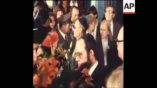 SYND 11 9 79 ISRAELI FOREIGN MINISTER, DAYAN VISITS WEST GERMANY