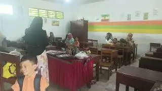 Pengambilan rapot oleh orang tua/wali.