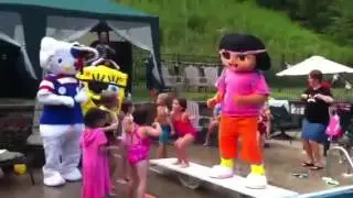 Party characters for kids reviews | 20 Reviews of Party Characters For Kids - call 866-434-4101