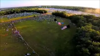 Sky Divers filmed with a Multirotor