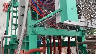 EPS forming machine feeding
