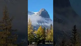living in a daydream fr #canmore #alberta #canada #mountaintown #kananaskis