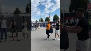 У тебя один вопрос к Ландо?