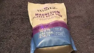 West Lab: Magnesium Flakes Bath Soak
