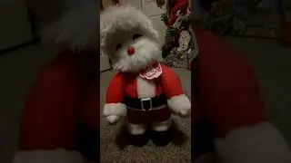 ( Wind up Santa animatronic 