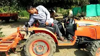 Kubota 24 hp tractor _ heavy 7 tine cultivator Demo.