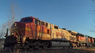 BNSF 725 & 281