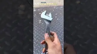 Quick and Efficient Use of Torque Bars 🔩 #TorqueTools #MechanicEssentials #DIYFix