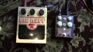 EH Big Muff Pi [USA] vs Black Arts Toneworks Pharaoh Fuzz