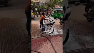 Bike&rsquo;s Cheapest Foam Wash in Mirpur | 60 tk only | Yamaha R15 v2 #foamwash #bike #motovlog #yamaha