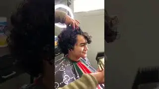 Guy with great curly hair gets a buzzcut [23D28F]