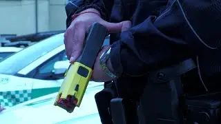 Sicurezza, a Pavia parte la sperimentazione del taser per la Polizia Locale