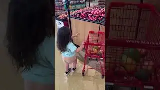 Let&rsquo;s go shopping for healthy foods #amira #funny #healthyfoods #kidsvideo #play #shopping