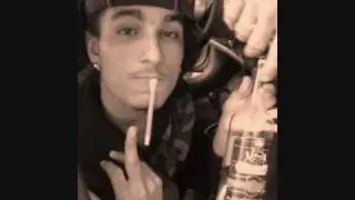 Yahde keep it real