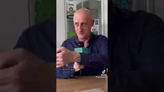 En 1987Jorge Mart&iacute;nez, el legendario vocalista de la banda de rock espa&ntilde;ola llegales, visit&oacute; Ecuador