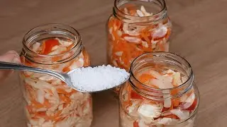Nunca comi um repolho t&atilde;o delicioso! Pique, misture e coma depois de 3 dias.