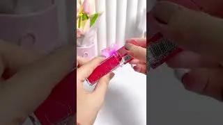 OMG ada aja gebrakan barunya sekarang ngeluarin produk Colorlast Lip Vinyl #ohmyglam #omg #lipstick